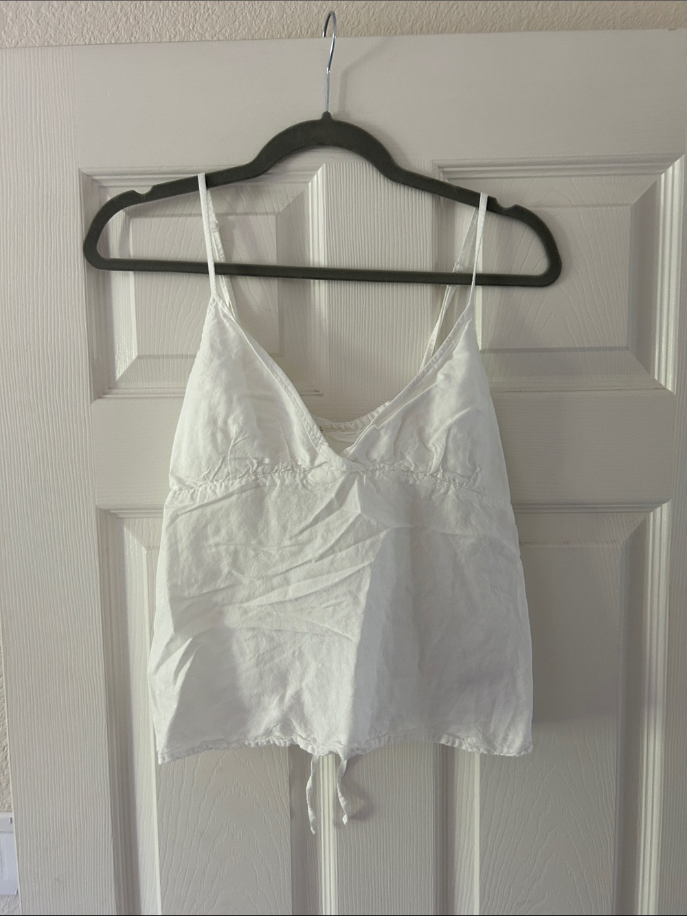 White Cropped V-Neck Spaghetti Strap Women's Top
